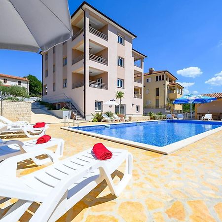 Stancija Amorozo 5 - Apartment N. 7 Пореч Екстериор снимка